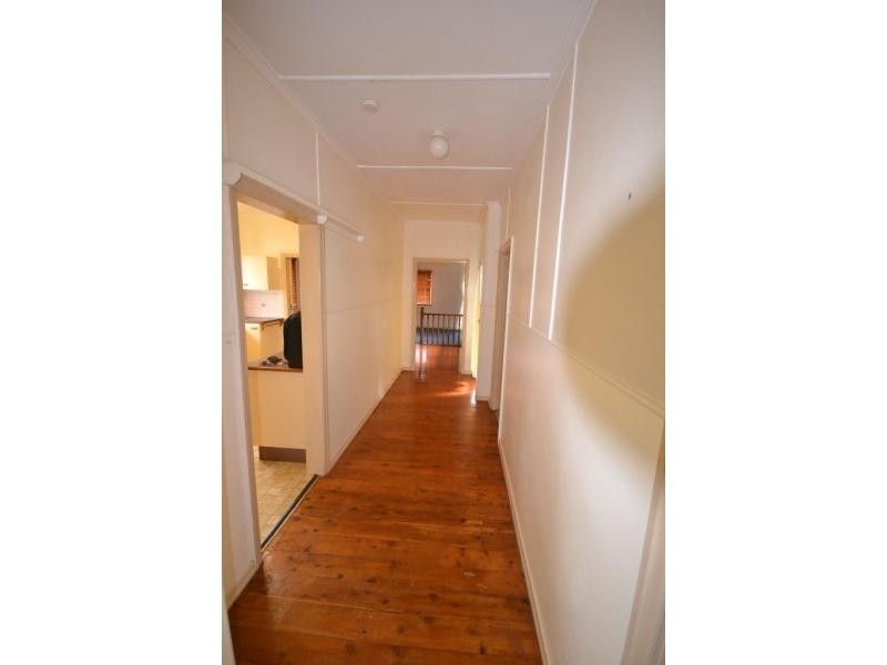 1//77 Ramsay Street, Centenary Heights QLD 4350