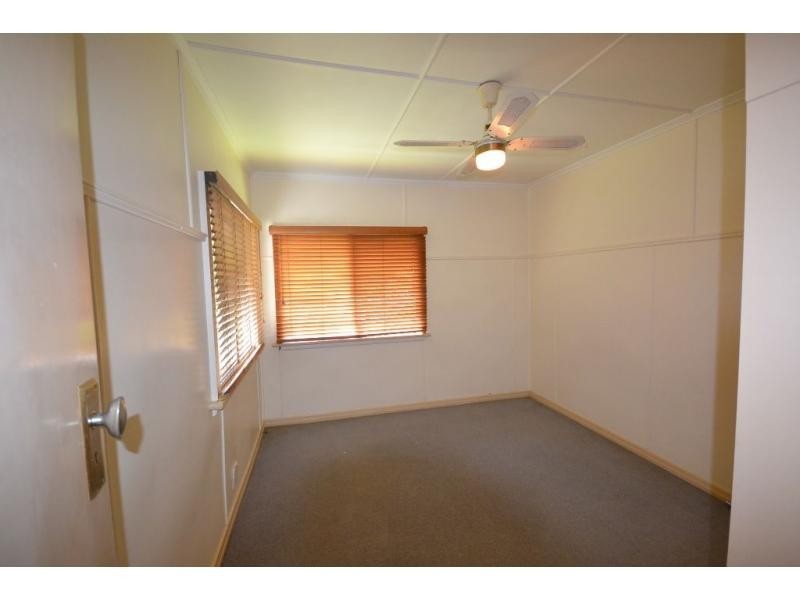 1//77 Ramsay Street, Centenary Heights QLD 4350