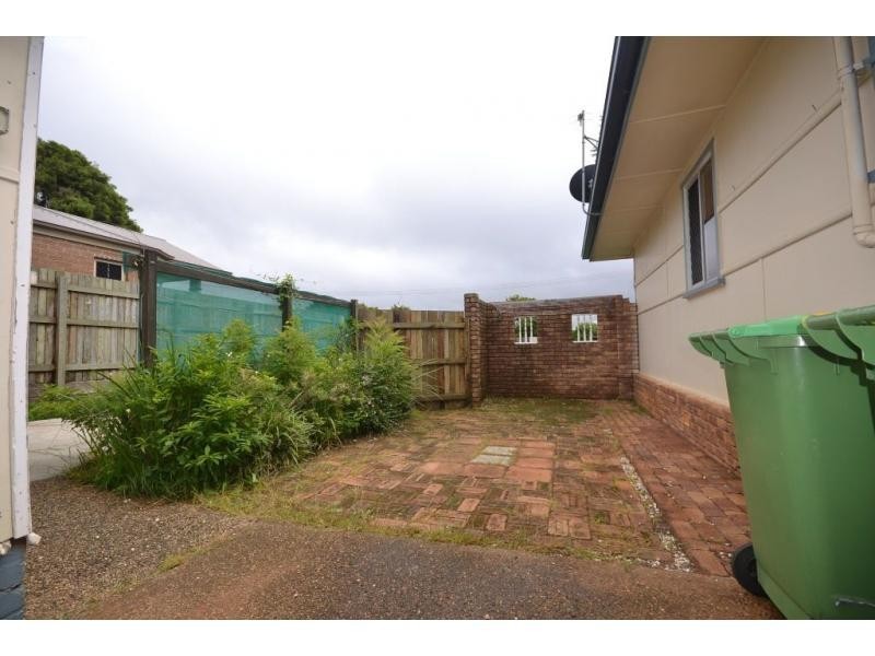 1//77 Ramsay Street, Centenary Heights QLD 4350