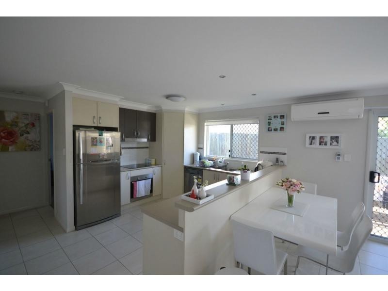 Unit 4/11 Hillside Street, Newtown QLD 4350