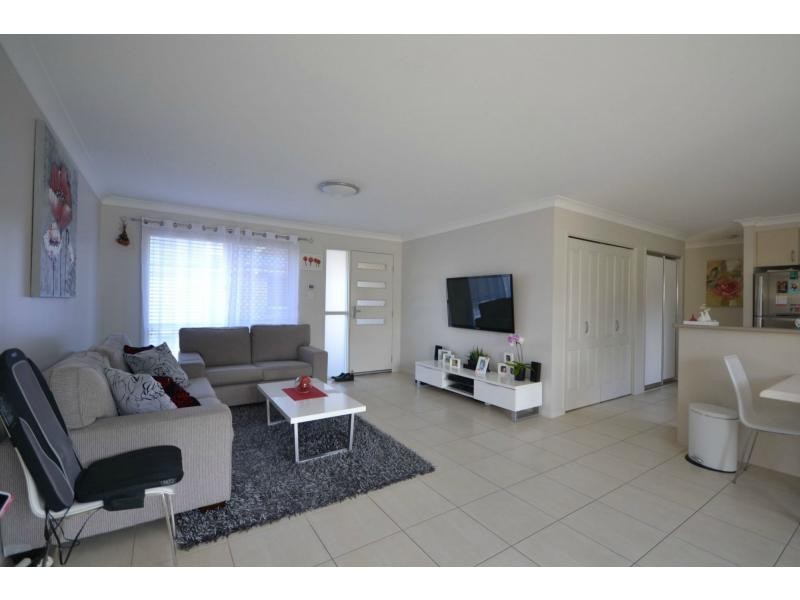 Unit 4/11 Hillside Street, Newtown QLD 4350