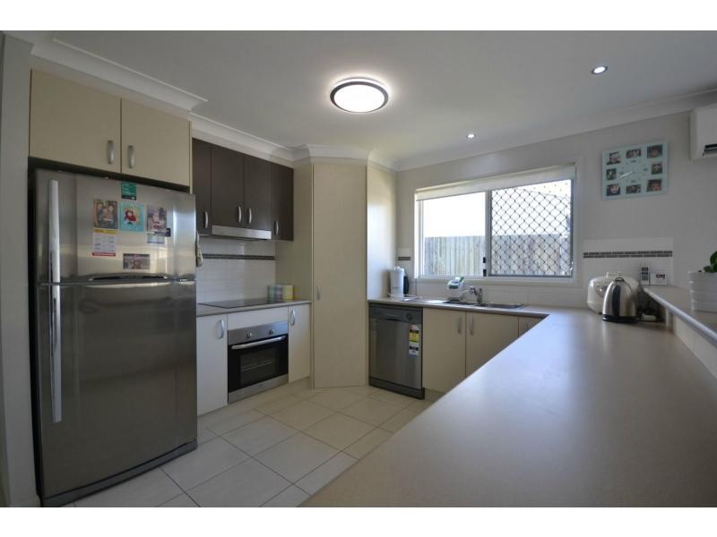 Unit 4/11 Hillside Street, Newtown QLD 4350