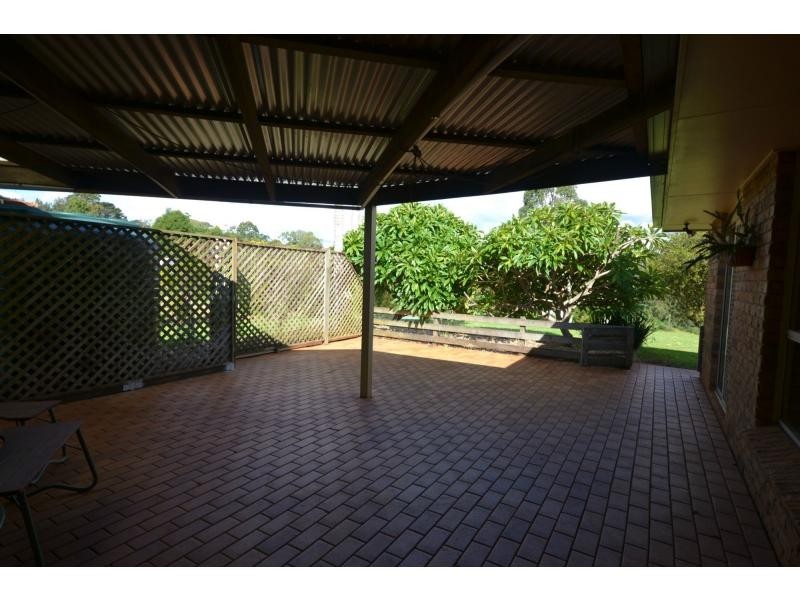 166 Nelson Street, Kearneys Spring QLD 4350