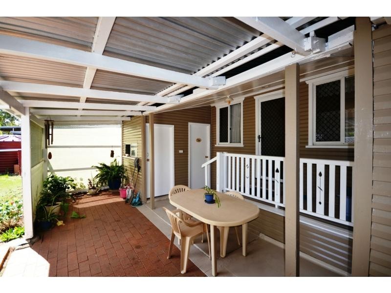 25 Queen Street, Oakey QLD 4401