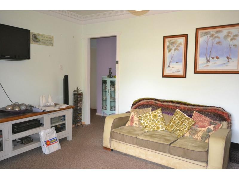 25 Hamilton Street, Newtown QLD 4350