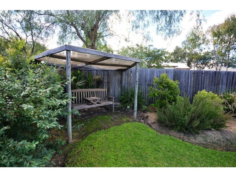108 Mocatta Street, Goombungee QLD 4354