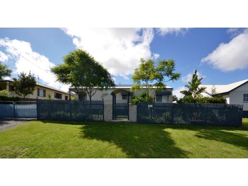 108 Mocatta Street, Goombungee QLD 4354