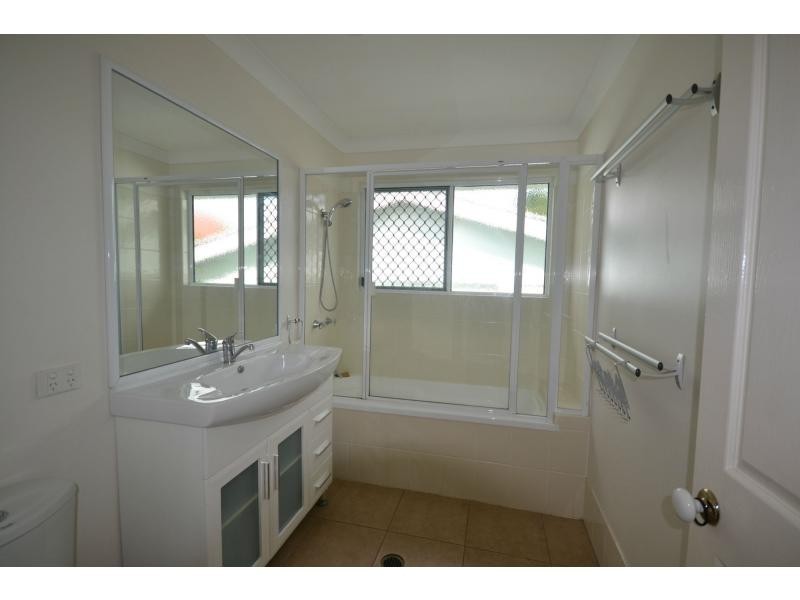 18 Vera Street, Newtown QLD 4350