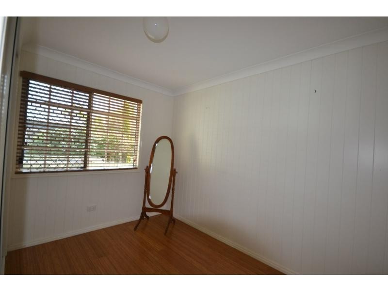 18 Vera Street, Newtown QLD 4350