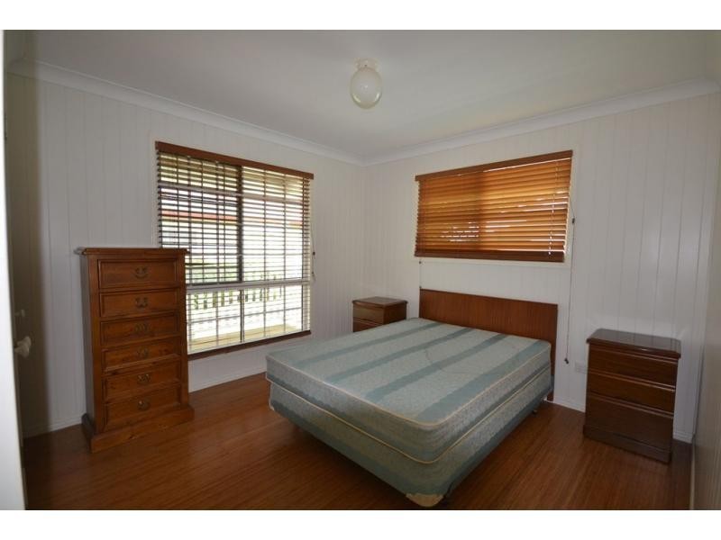 18 Vera Street, Newtown QLD 4350