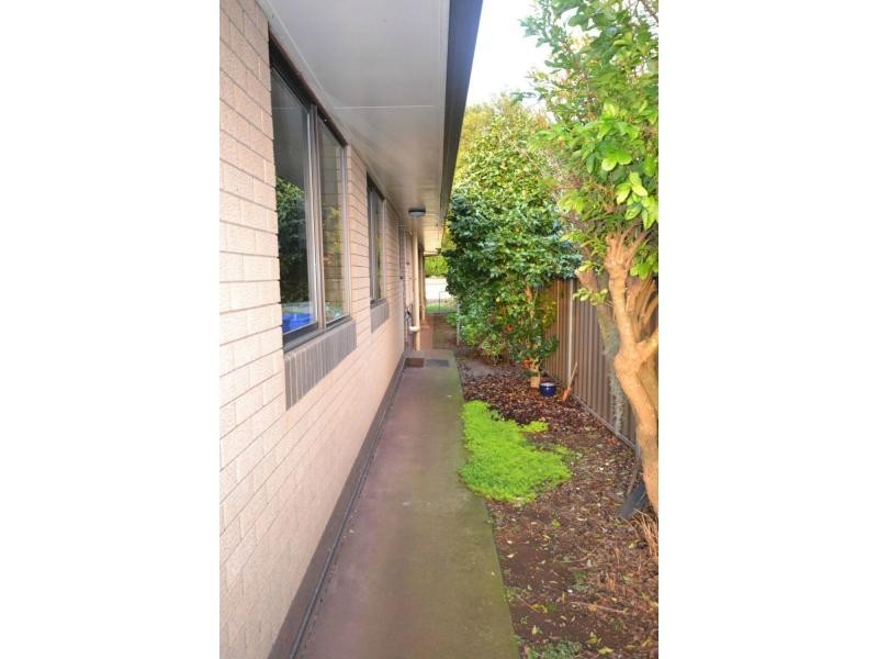 28 Nugent Crescent, Wilsonton QLD 4350