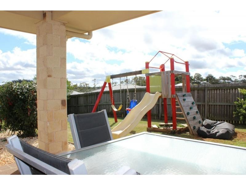 44 Wareena Crescent, Glenvale QLD 4350