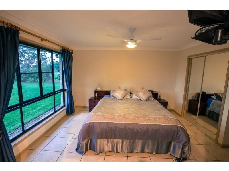 8 Bass Street, Cabarlah QLD 4352