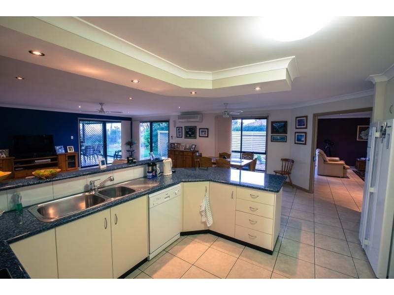 8 Bass Street, Cabarlah QLD 4352