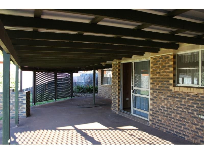 487 Bridge Street, Wilsonton QLD 4350