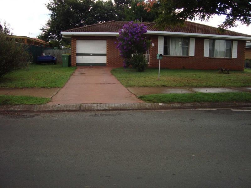 9 Cudgee Court, Wilsonton QLD 4350