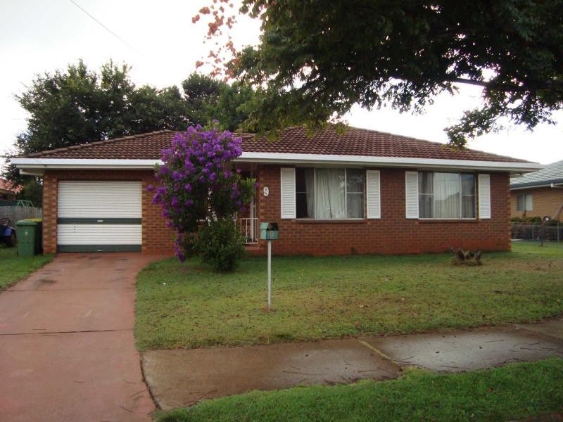 9 Cudgee Court, Wilsonton QLD 4350