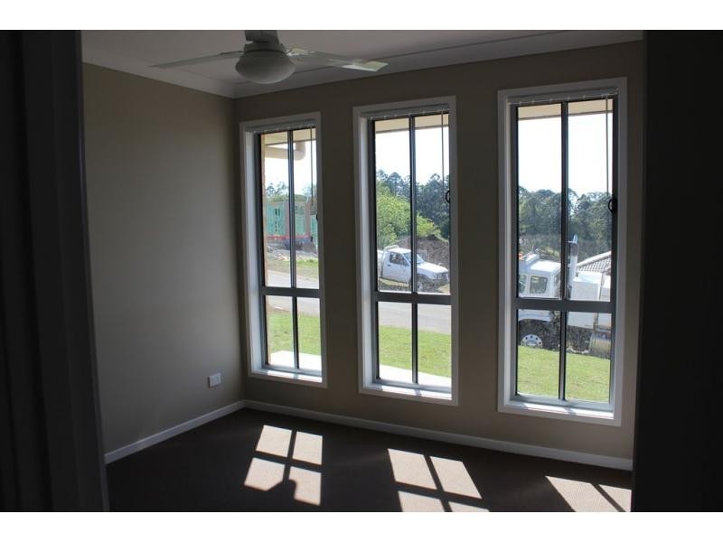 Unit 2 26 Alpine Court, Cranley QLD 4350