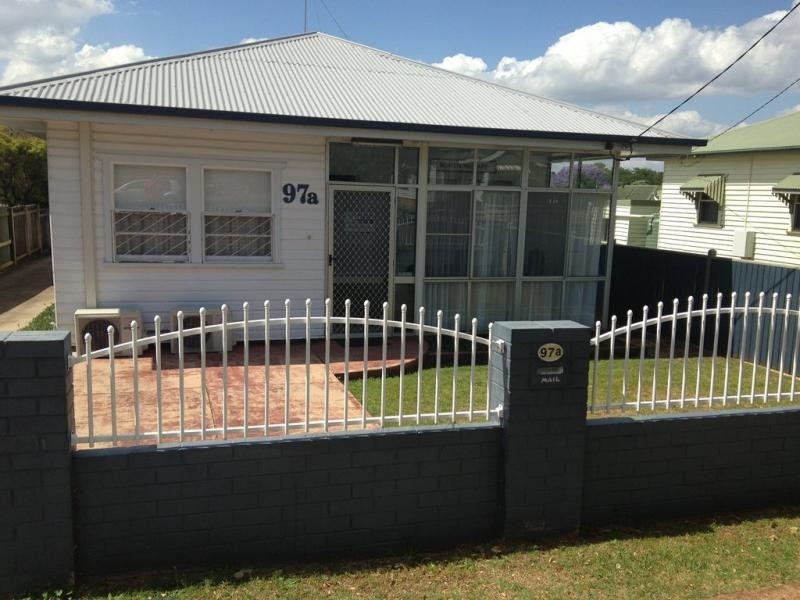 97A Taylor Street, Newtown QLD 4350