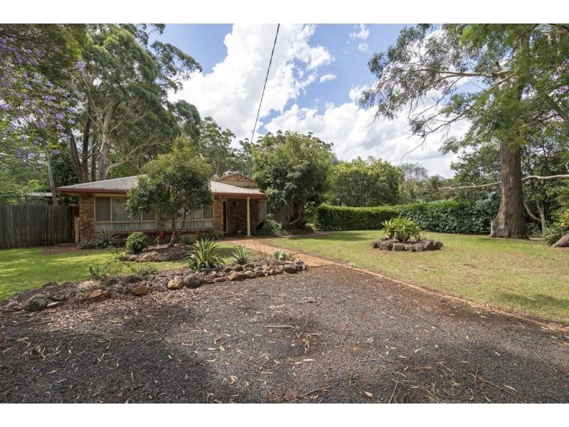 12 Orange Grove Road, Highfields QLD 4352