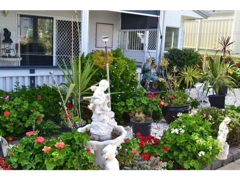 Villa 202/530 Bridge Street, Wilsonton QLD 4350
