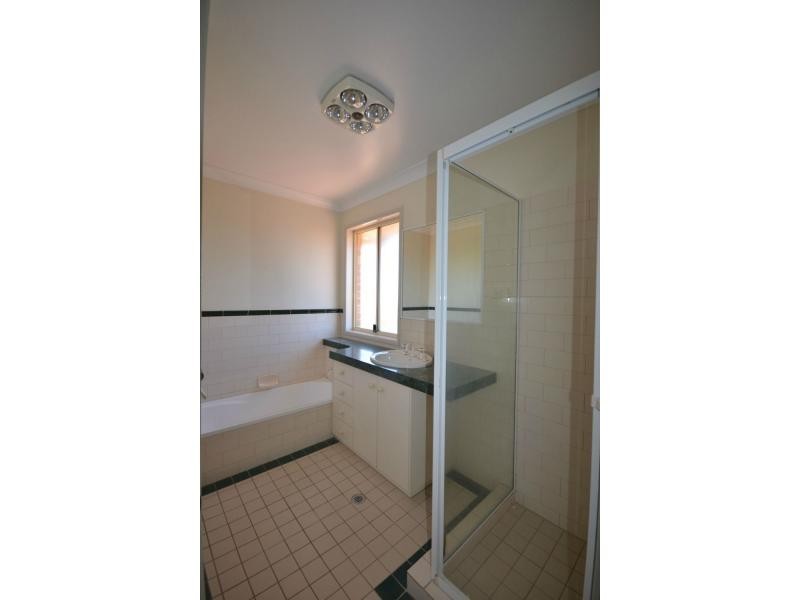 Unit 1/351 West Street, Harristown QLD 4350