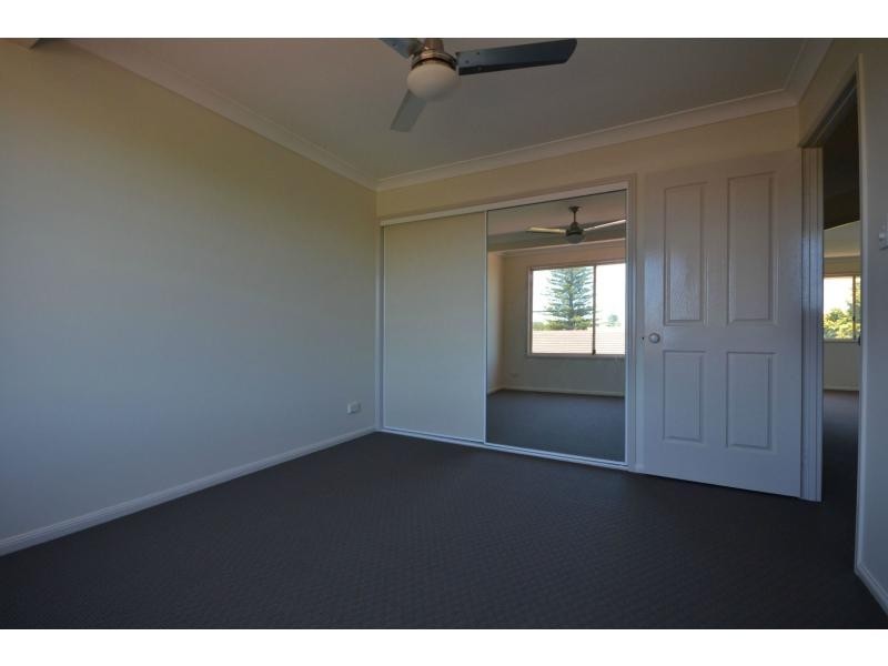 Unit 1/351 West Street, Harristown QLD 4350