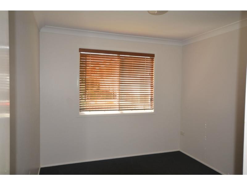 9 Greenbury Street, Rockville QLD 4350