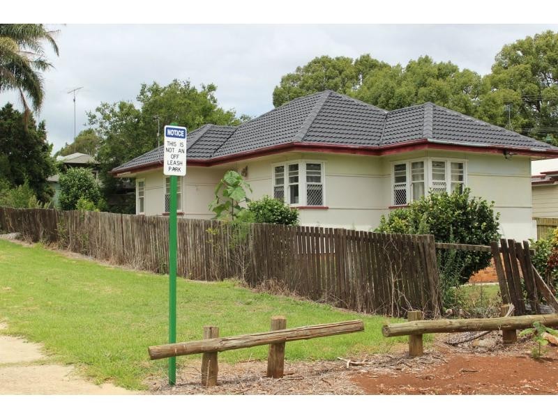 30 Suffolk Street, East Toowoomba QLD 4350