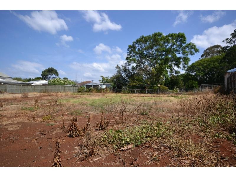 1A Berry Street, Newtown QLD 4350