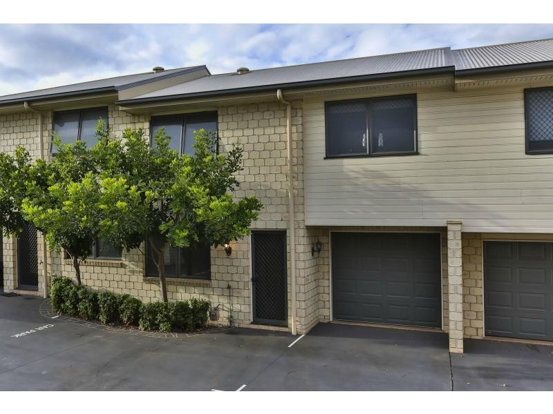 Unit 11/66 Tara Street, Wilsonton QLD 4350