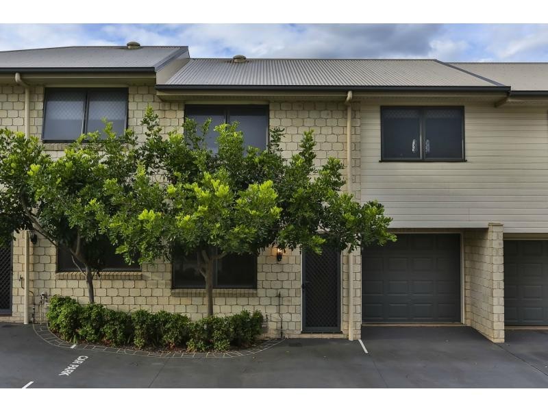 Unit 11/66 Tara Street, Wilsonton QLD 4350