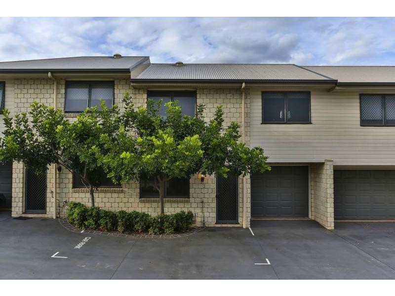 Unit 11/66 Tara Street, Wilsonton QLD 4350