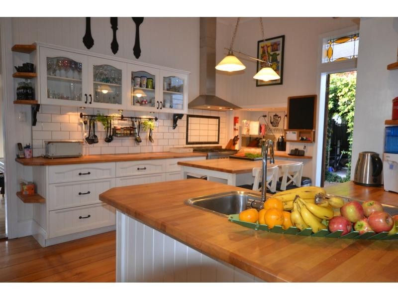 21 Moloney Street, North Toowoomba QLD 4350