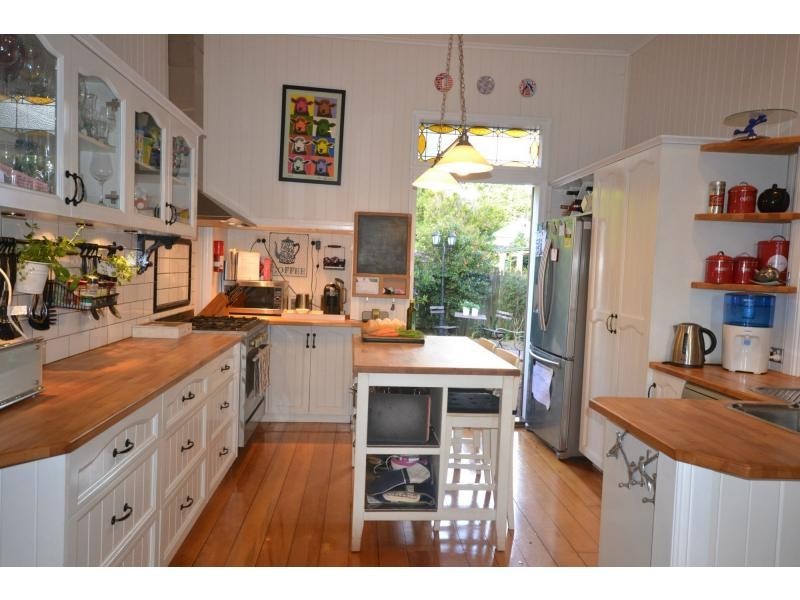 21 Moloney Street, North Toowoomba QLD 4350