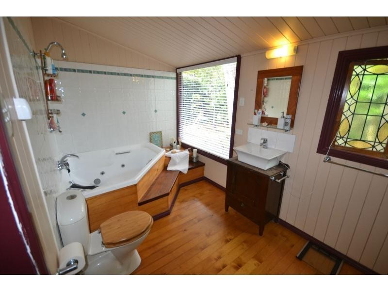 21 Moloney Street, North Toowoomba QLD 4350