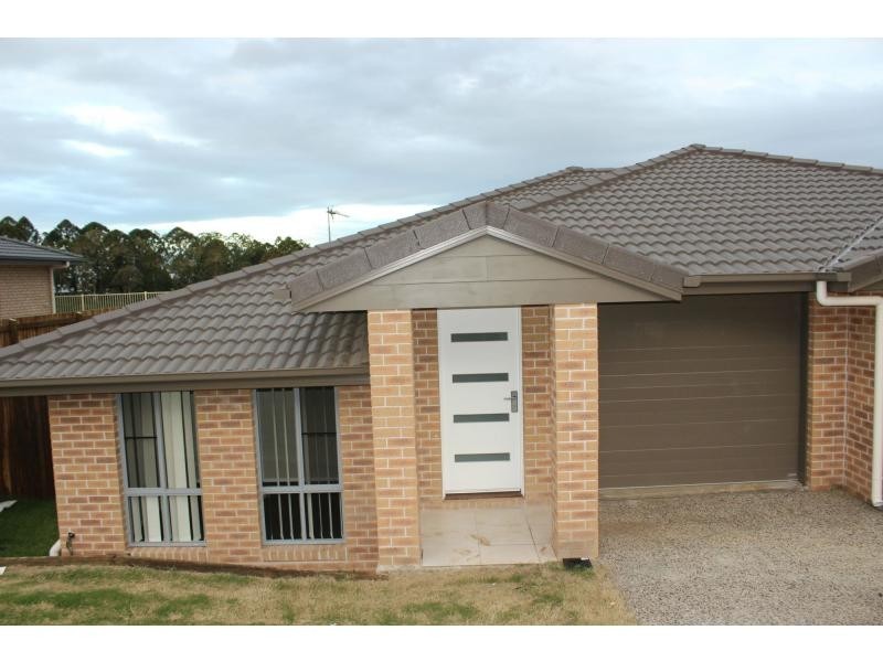 Unit 1/13 Alpine Court, Cranley QLD 4350
