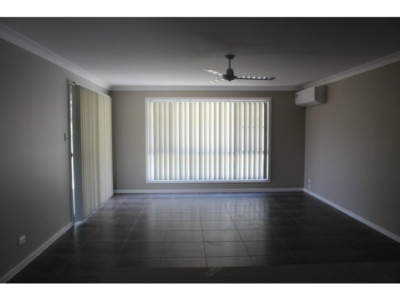 Unit 1/13 Alpine Court, Cranley QLD 4350