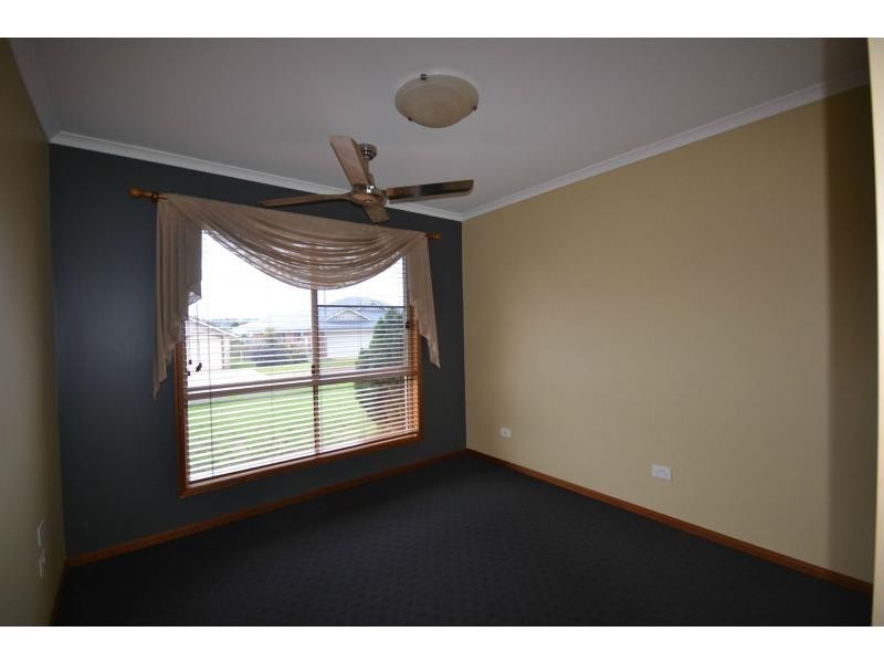 10 Pearl Court, Rangeville QLD 4350