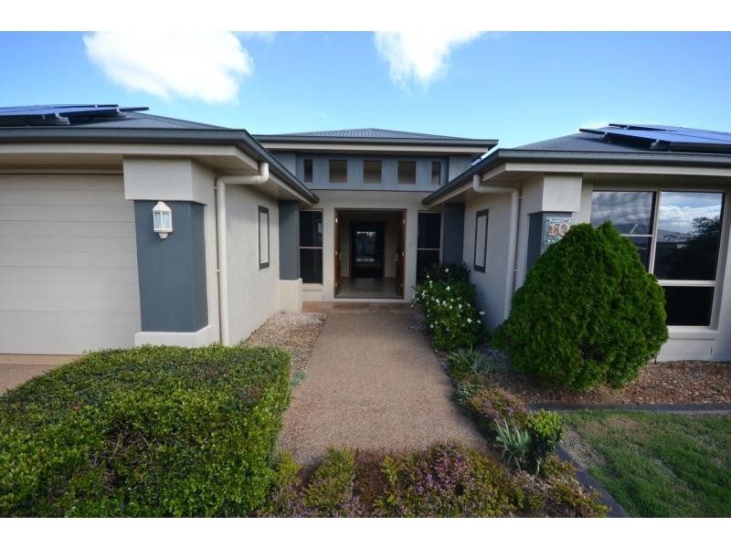 10 Pearl Court, Rangeville QLD 4350