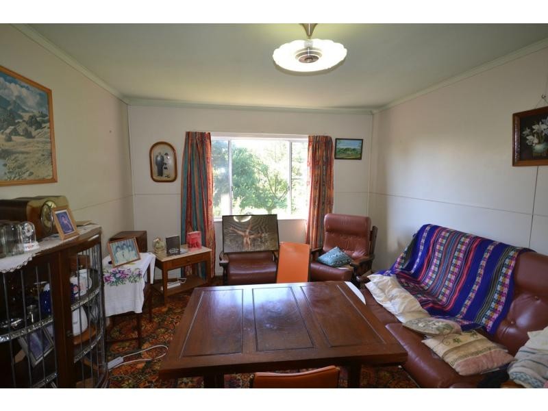 2 Harris Street, Harristown QLD 4350