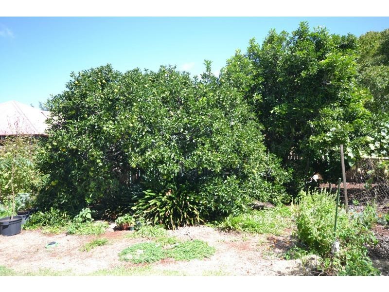 2 Harris Street, Harristown QLD 4350