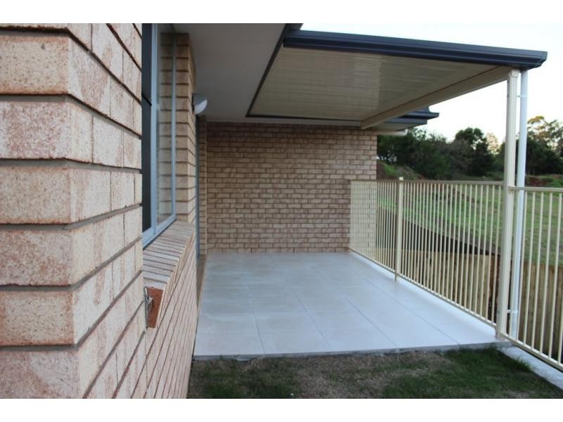 2/15 Alpine Court, Cranley QLD 4350