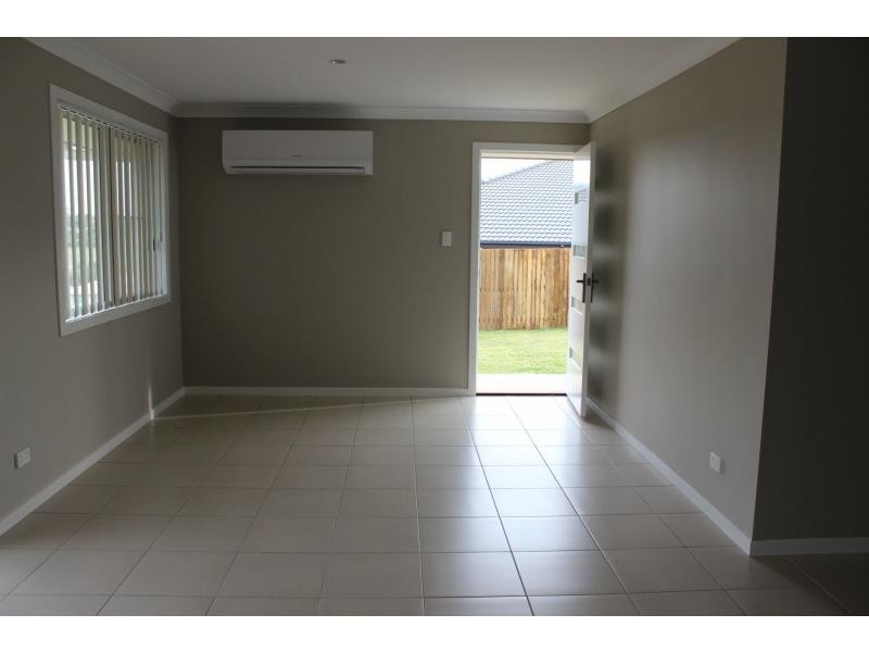 2/19 Alpine Court, Cranley QLD 4350
