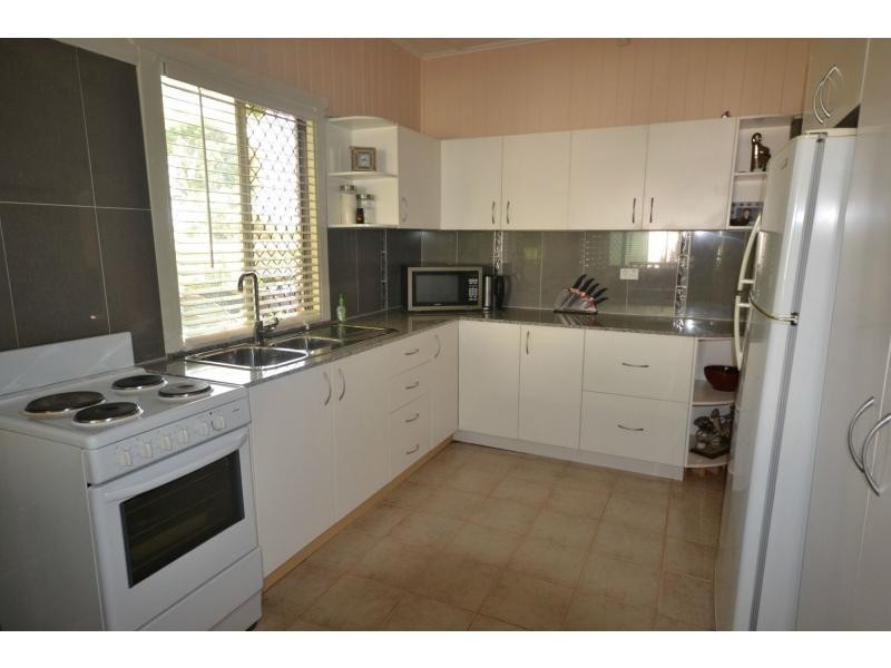 2 Venture Street, North Toowoomba QLD 4350