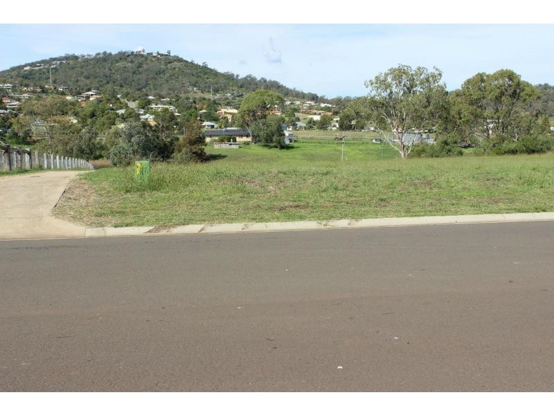 9 Northerly Drive, Hodgson Vale QLD 4352