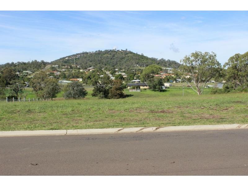 9 Northerly Drive, Hodgson Vale QLD 4352