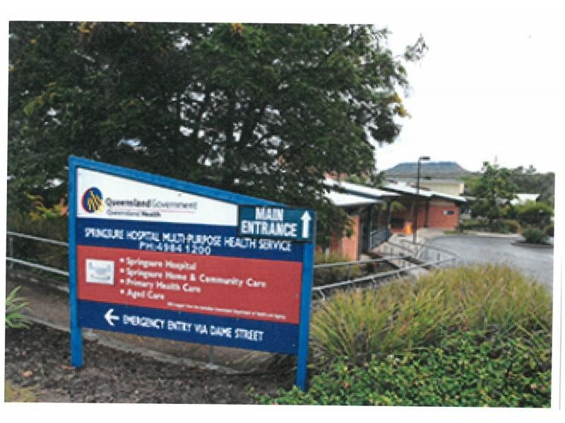 2/66 Dame Street, Springsure QLD 4722