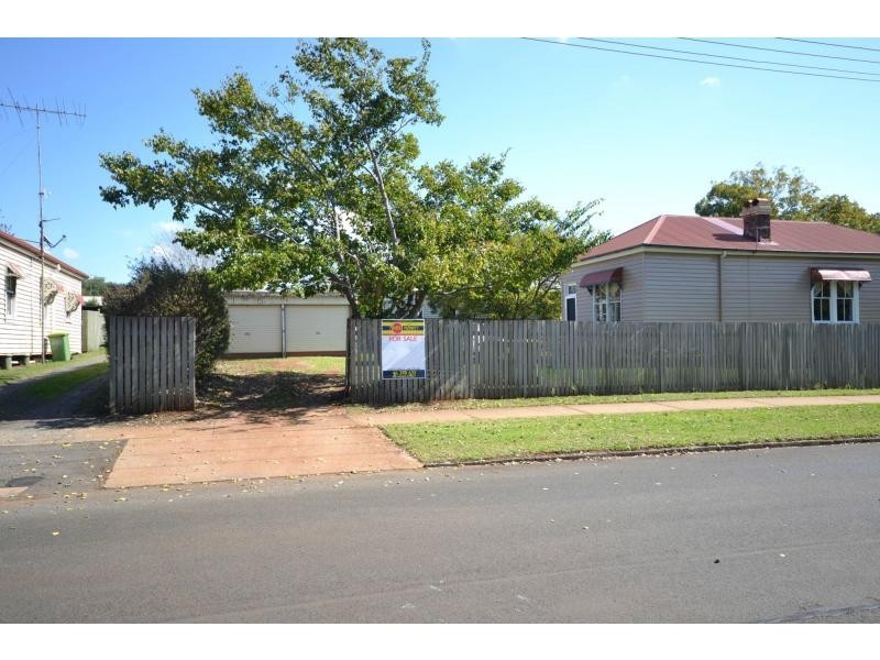25a Gowrie Street, Toowoomba QLD 4350