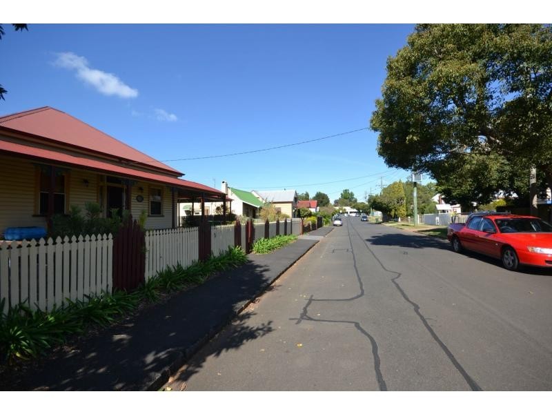 25a Gowrie Street, Toowoomba QLD 4350